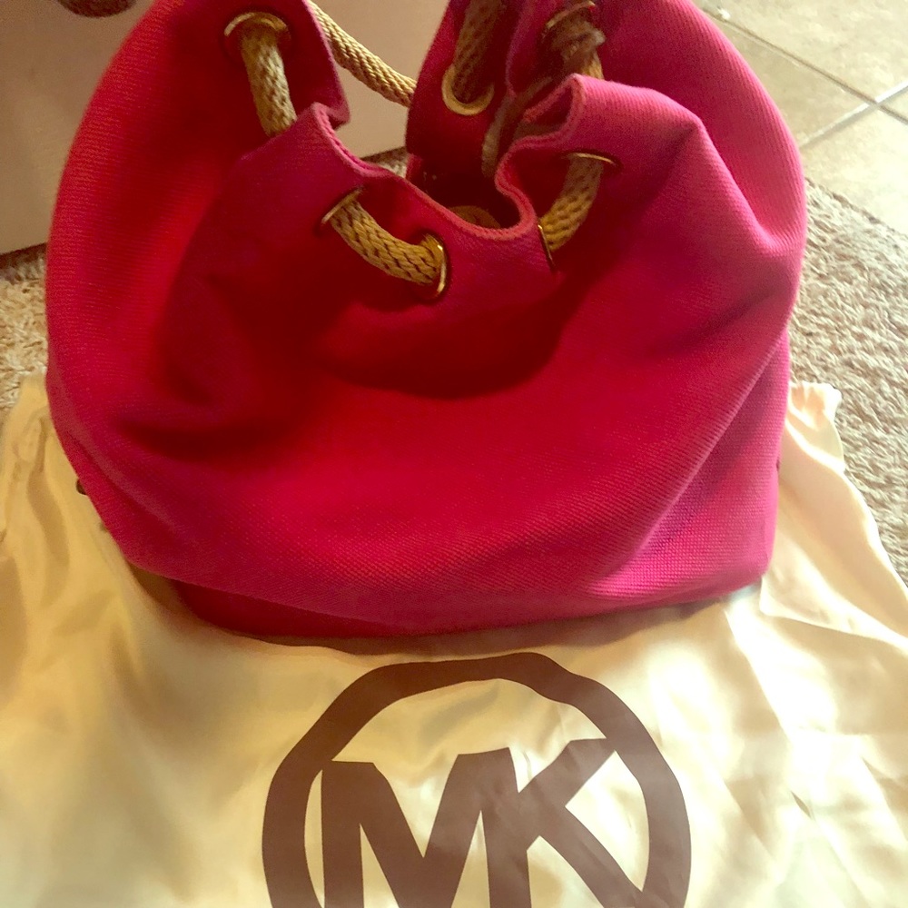 MK PURSE